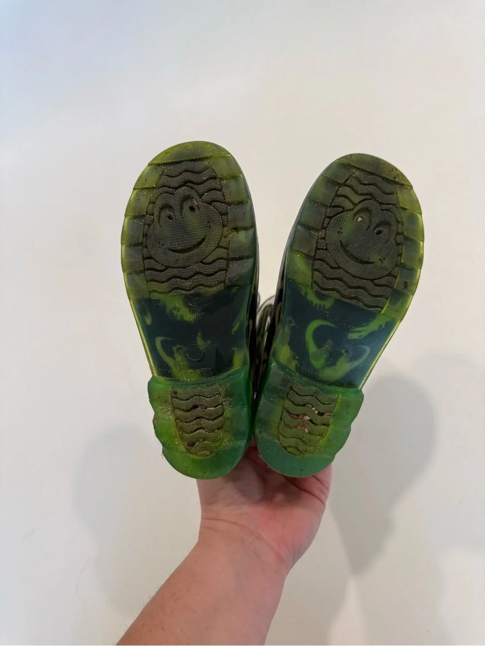 Western Chief Wade Dino Light Up Rain Boots Boys Size 11 Dinosaur Black Green